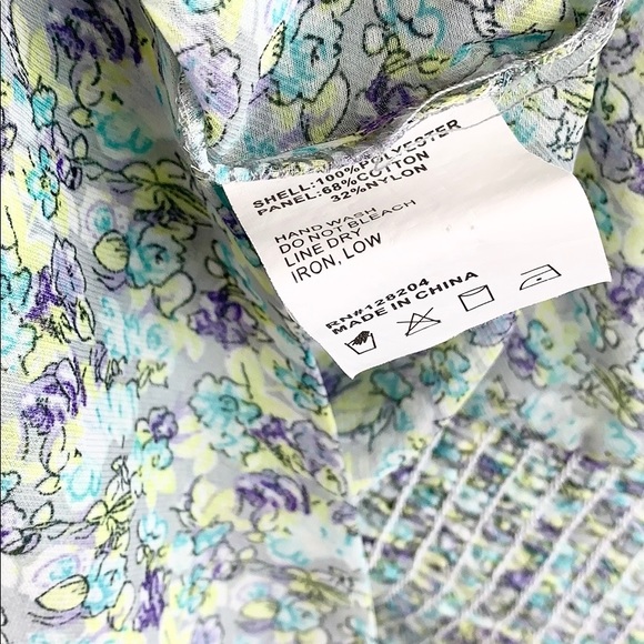 ROMY | Floral Lace Trim Sheer Sleeveless Blouse - Picture 8 of 9